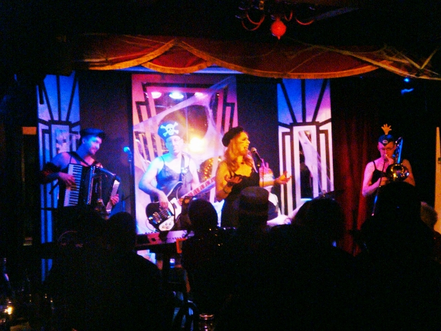 DSC02431 (1024x768) (640x480).jpg