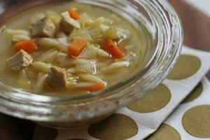 Comme un minestrone citronné, poulet & pasta