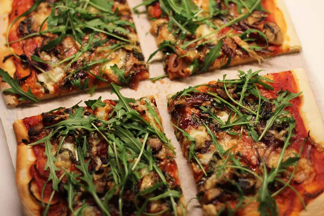 Pizza à garniture variable !