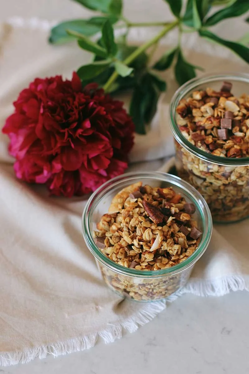 Granola croustillant à la banane et au chocolat © The Flying Flour