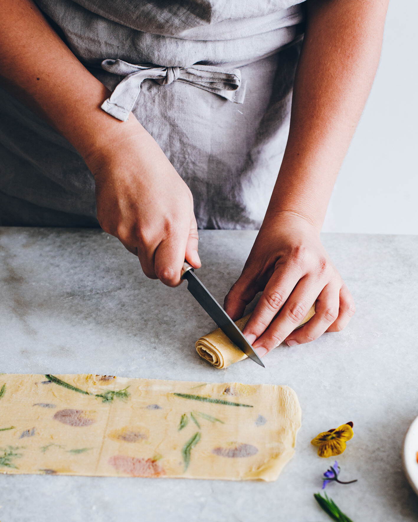 Pappardelles fleurs et herbes © Parigote © The Flying Flour