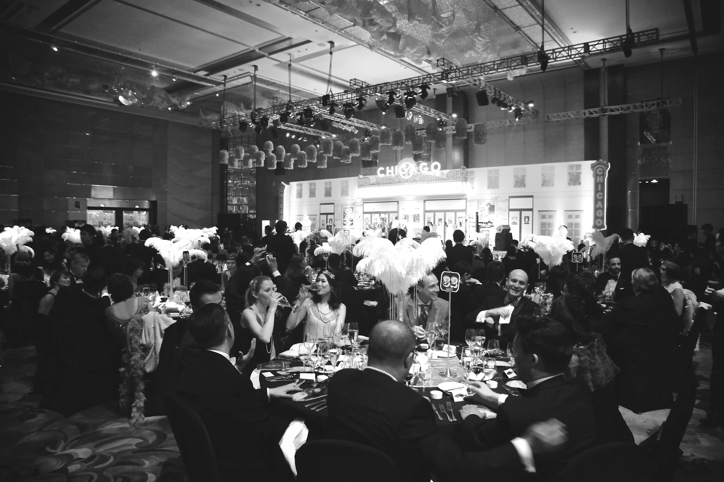 GALAS Space: Hotel Ballroom, 1000 - 1500m2 - Guests: 300 - 500 people - Content: Concept Design & Visual Identity, Lobby Design, Ballroom Design, Table Display, Stage Design, Performance and Acts Curation. See AMERICAN CHAMBER OF COMMERCE CHARITY GALA , NANJING INTERNATIONAL CLUB GLITTER & GLAMOUR GALA.