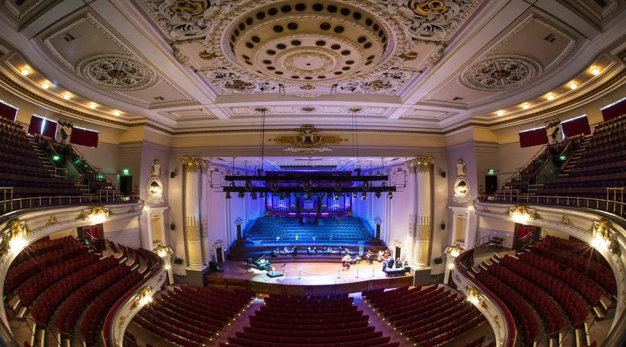 rsz_stage_from_upper_circle_credit_real_edinburgh.jpg