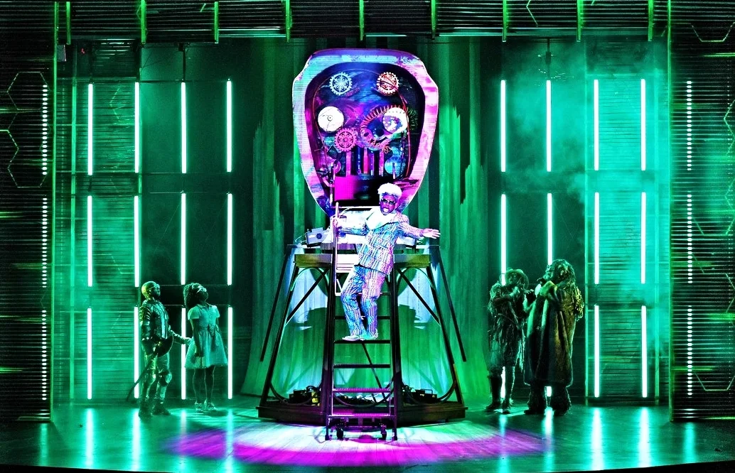OZ copysm copy.jpg