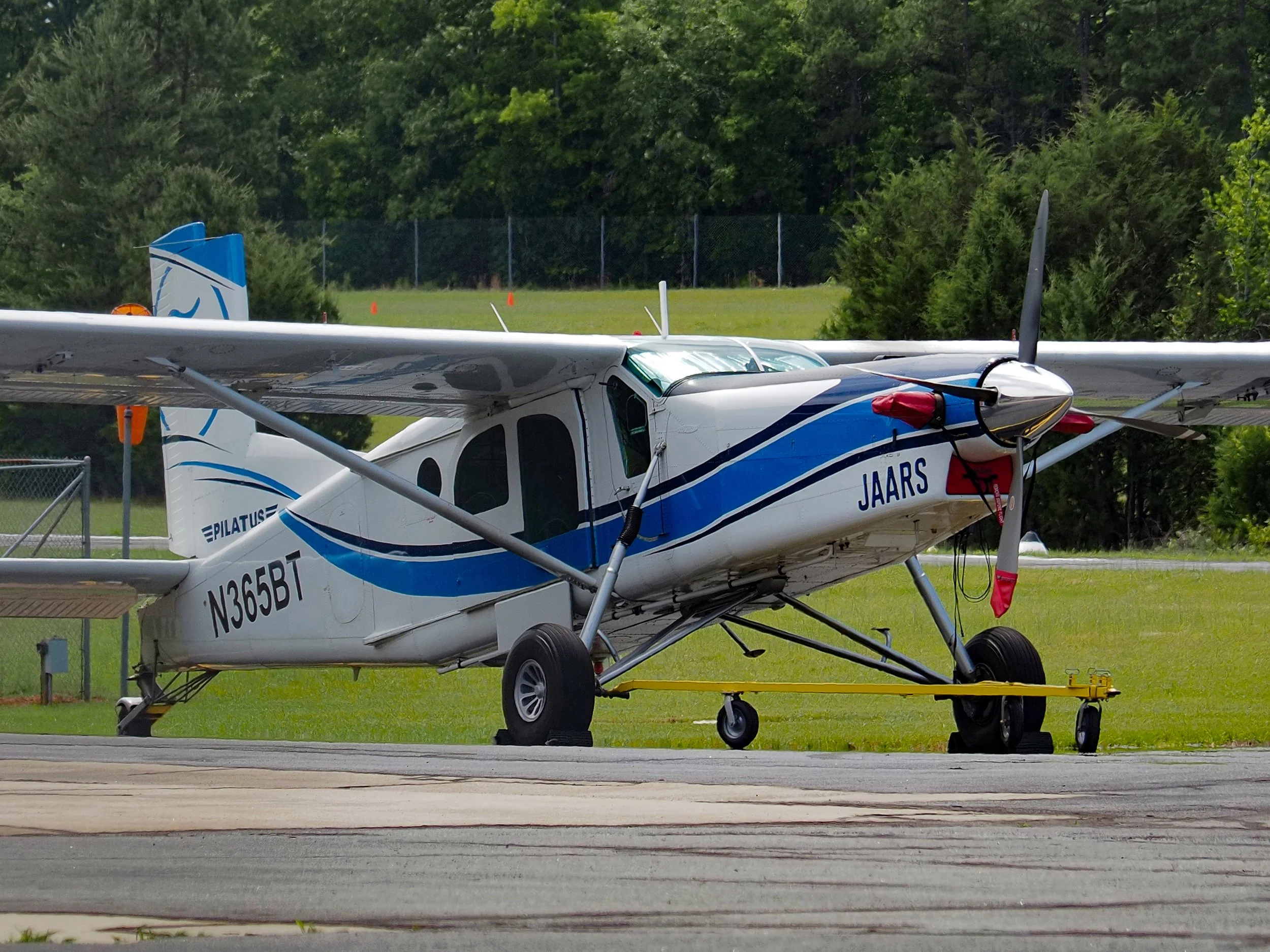 RJP27608R.jpg