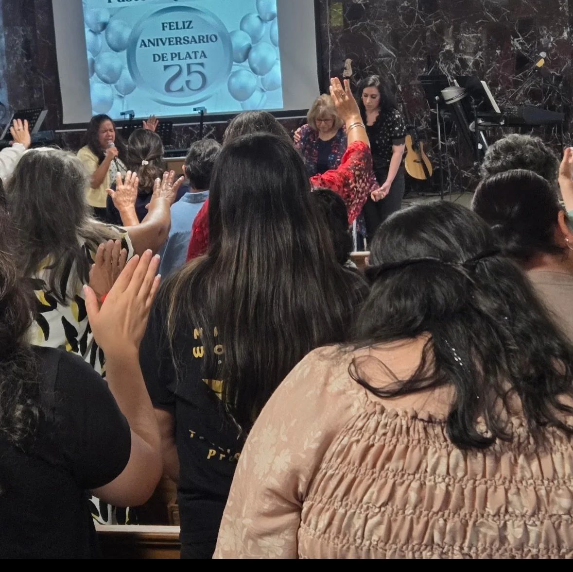 To God be the glory. 🕊 A FULL Altar here in Texas in the Presence of the Lord. ❤️&zwj;🔥 So honored to preach today for a 25th women&rsquo;s Pastor&rsquo;s Anniversary service (AHEM). The glory of God filled this room in unspeakable ways.

&ldquo;Al