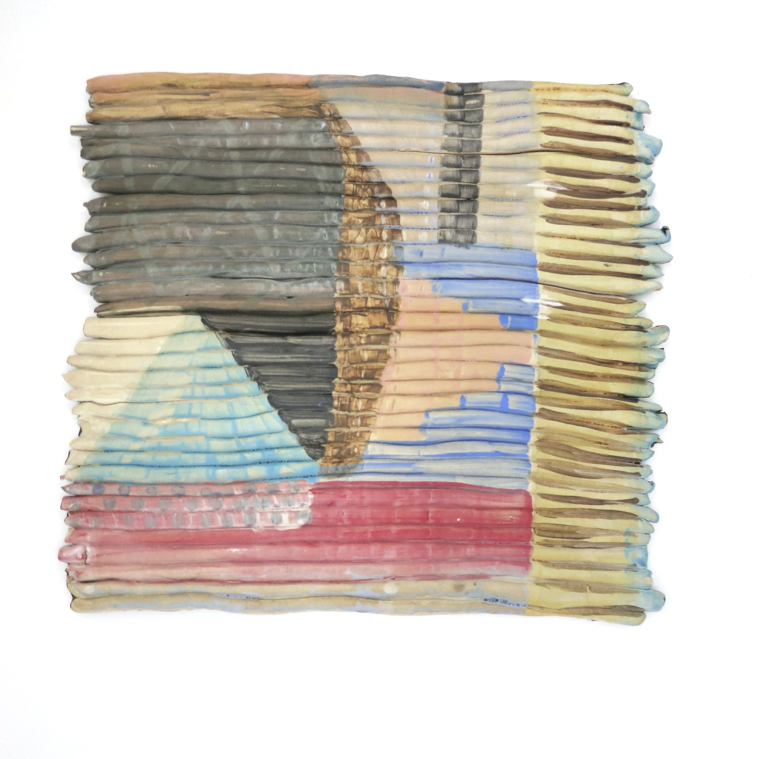 Sara Gassmann "CARPET III" / 2017 / glazed ceramic / 26 x 26 cm http://www.saragassmann.ch