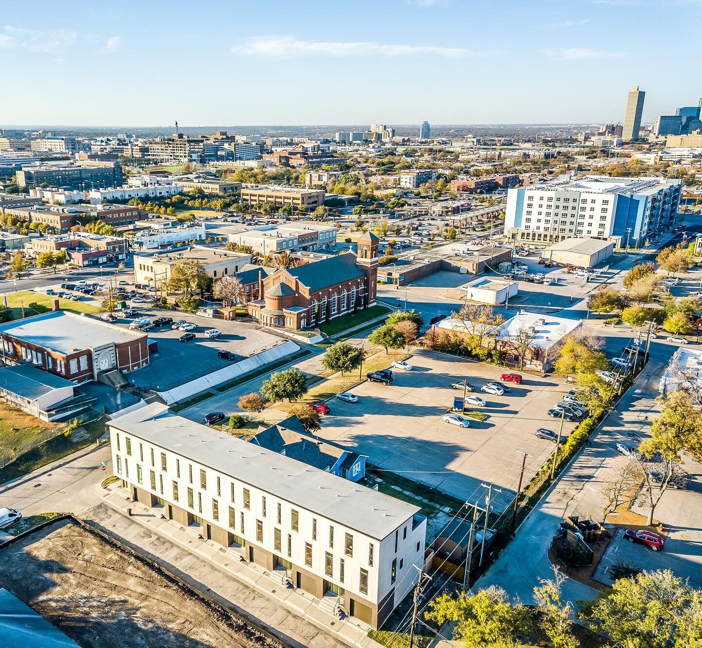 Nice aerial pic of J&amp;M townhomes phase 1. Still a couple on the market. Thanks @fwhomes for the photo. Phase 2 will be mirrored across Morphy St to the south.