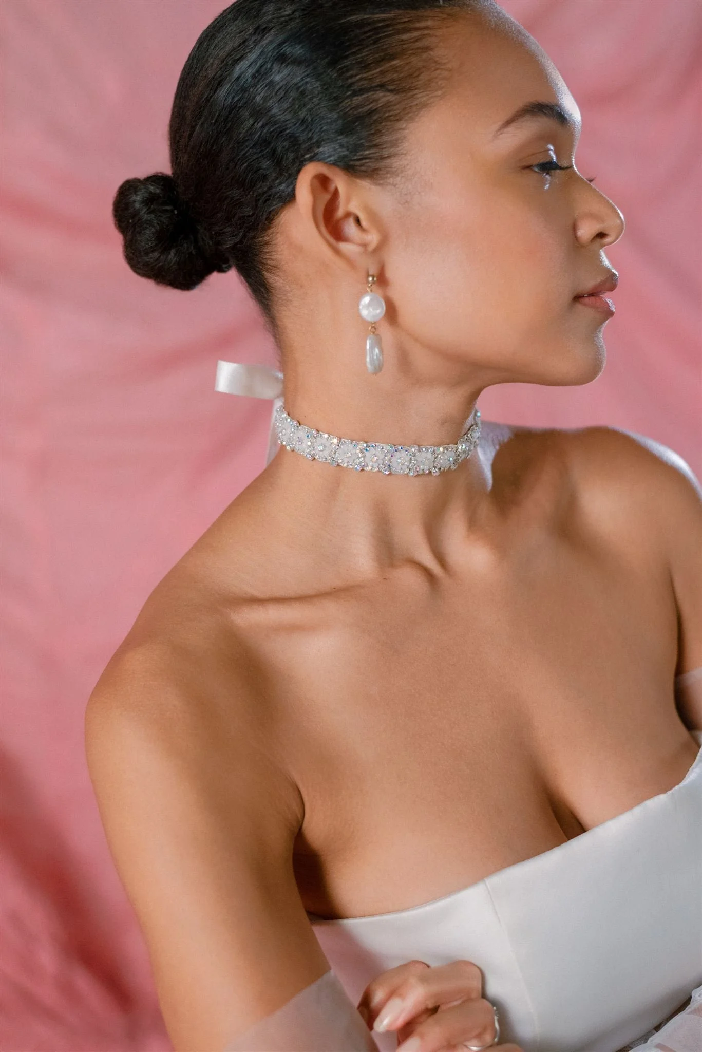 Celeste_opalite_bridal-choker.jpg