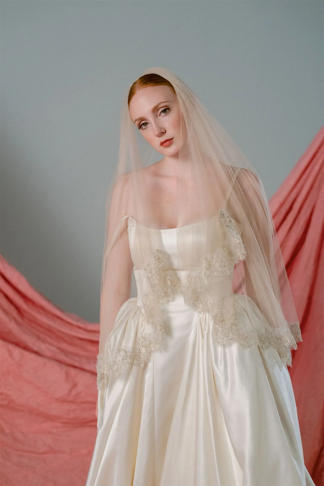 antique-ivory-lace-veil.jpg