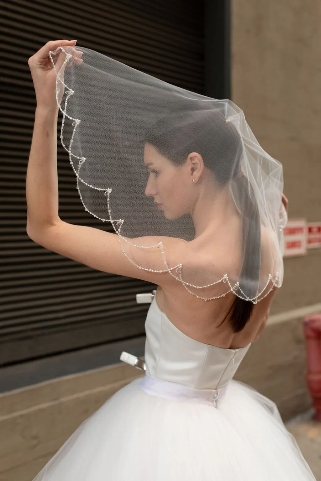 chin-length-trend-veil.jpg