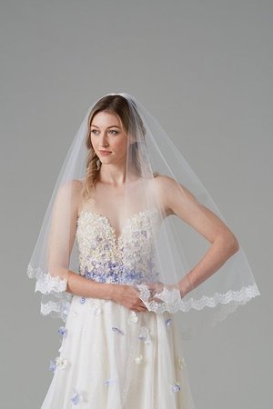 Romantic elbow length veil — Celeste New York display picture 1