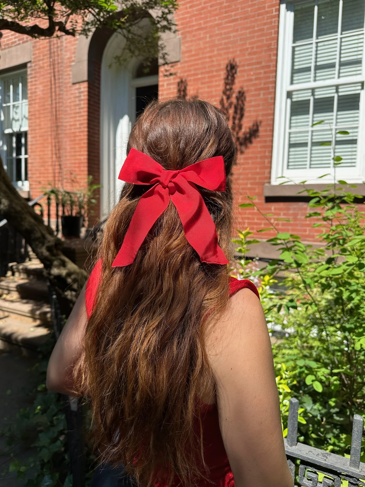 Celeste-red-bow-trend.JPG