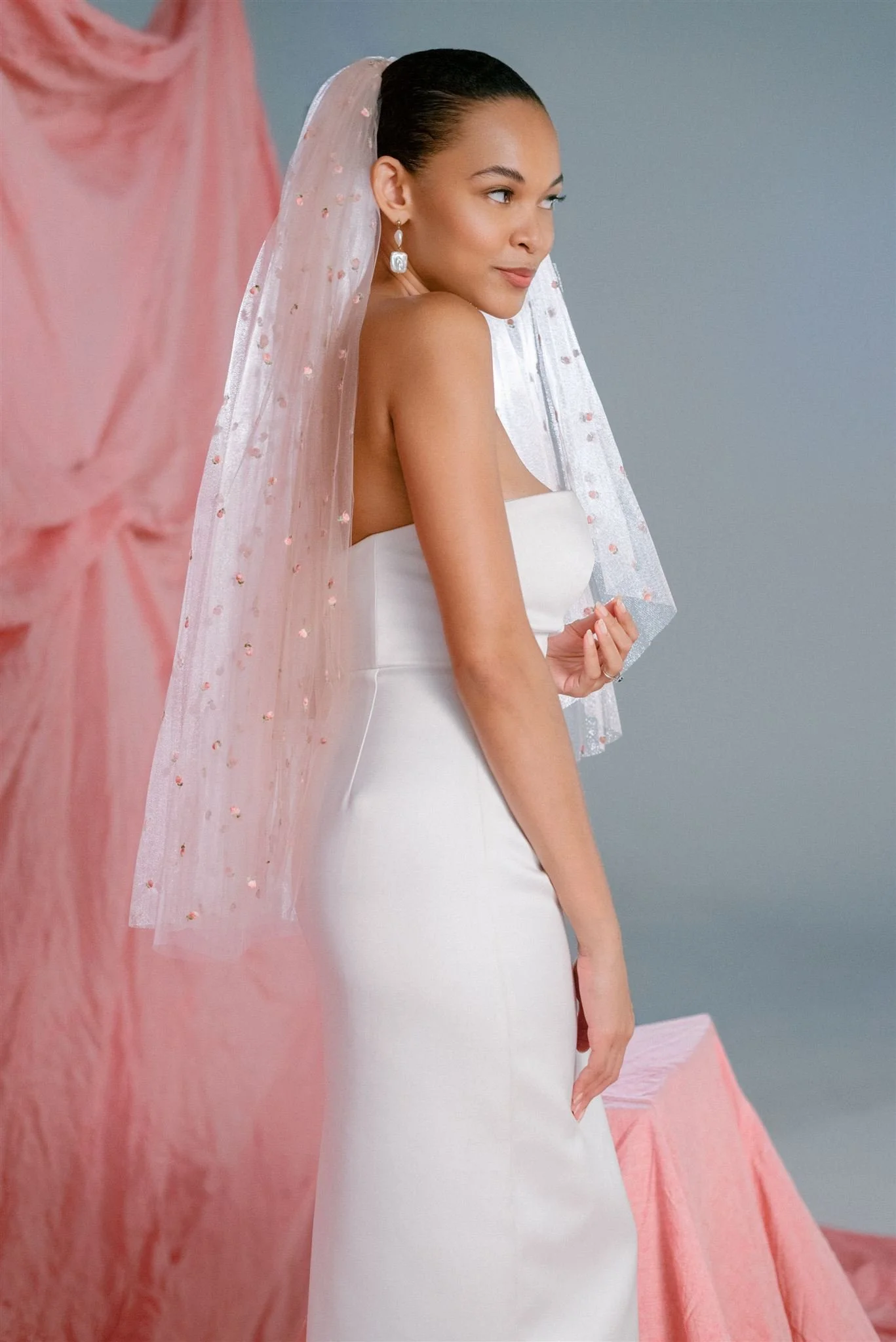 Bertille-pink-rosebud-veil.jpg