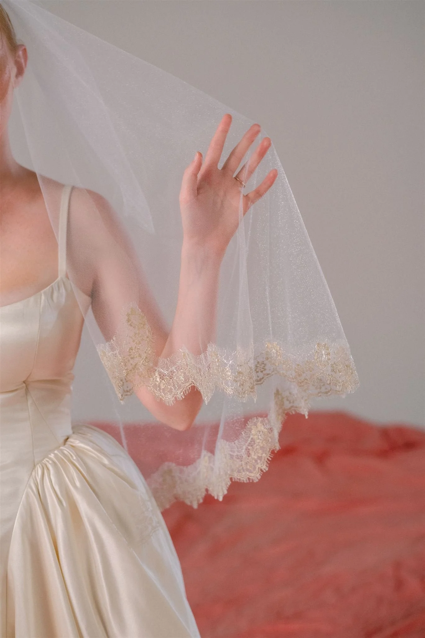 metallic-lace-veil.jpg