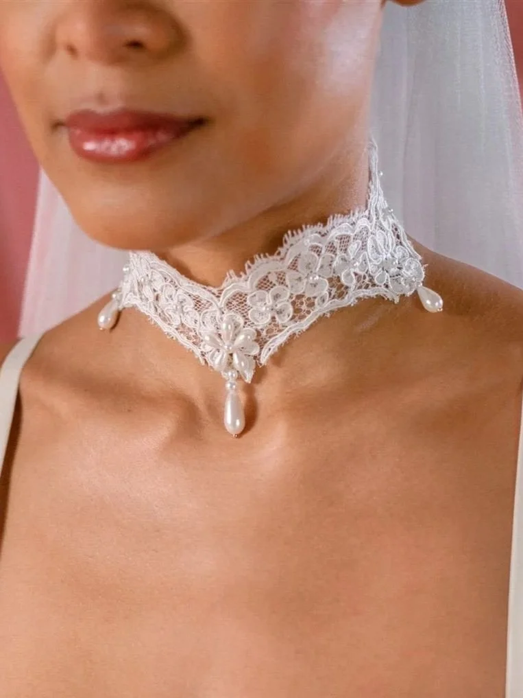 Lace Choker No. 5