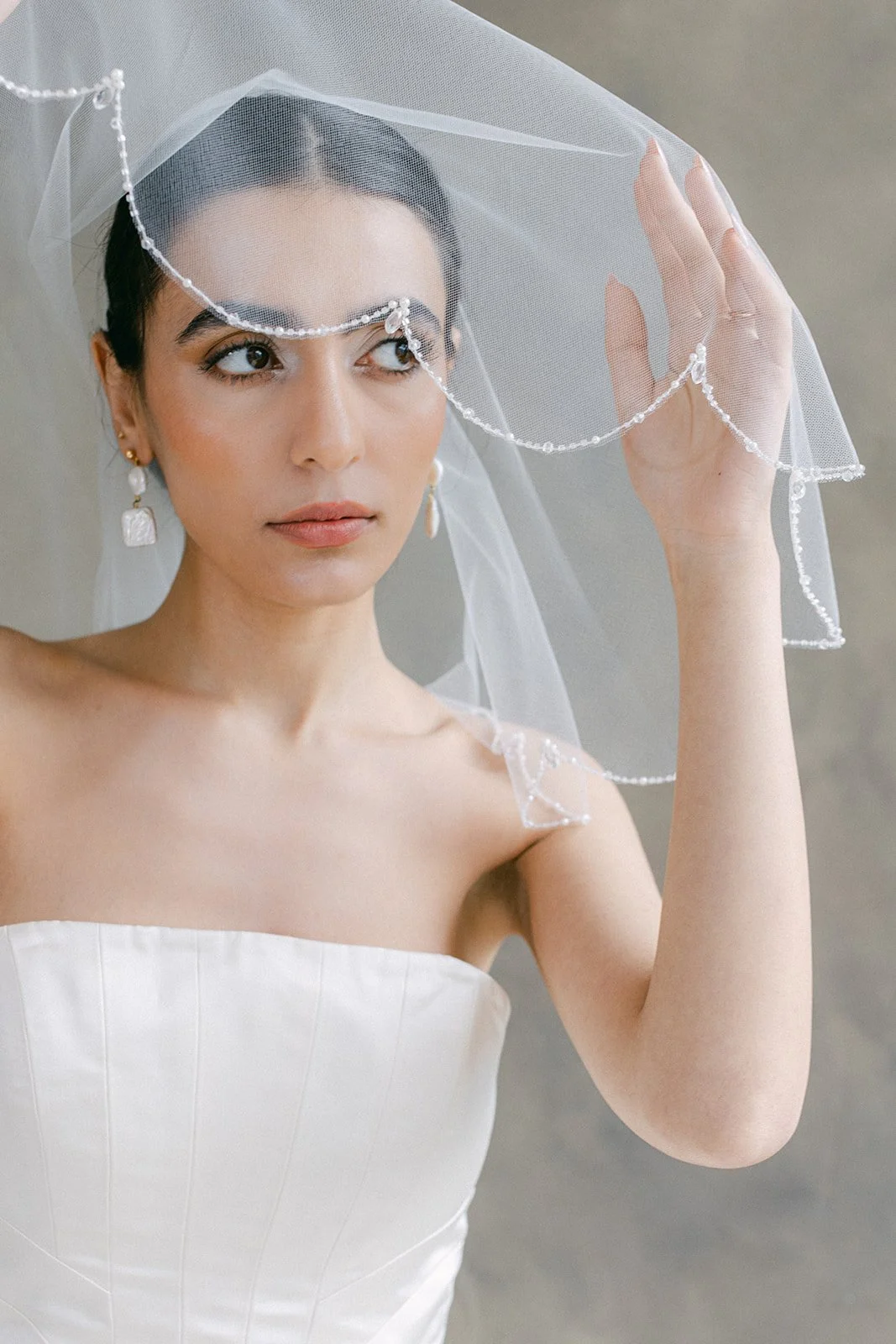 CELESTE-chin-lenth-beaded-veil_2.jpg