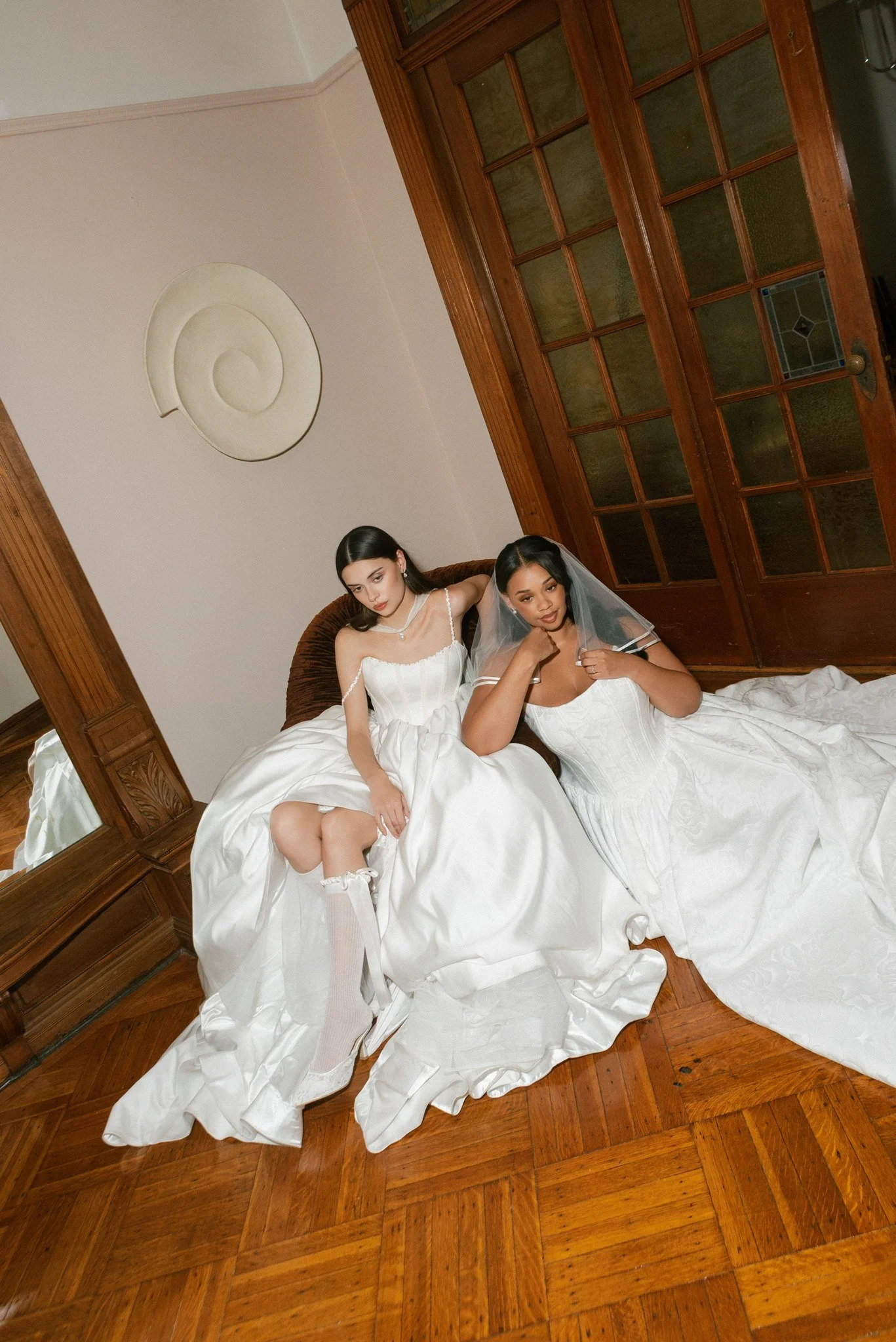 apollonia-scarf-seated-bridal-portrait.jpg.jpg