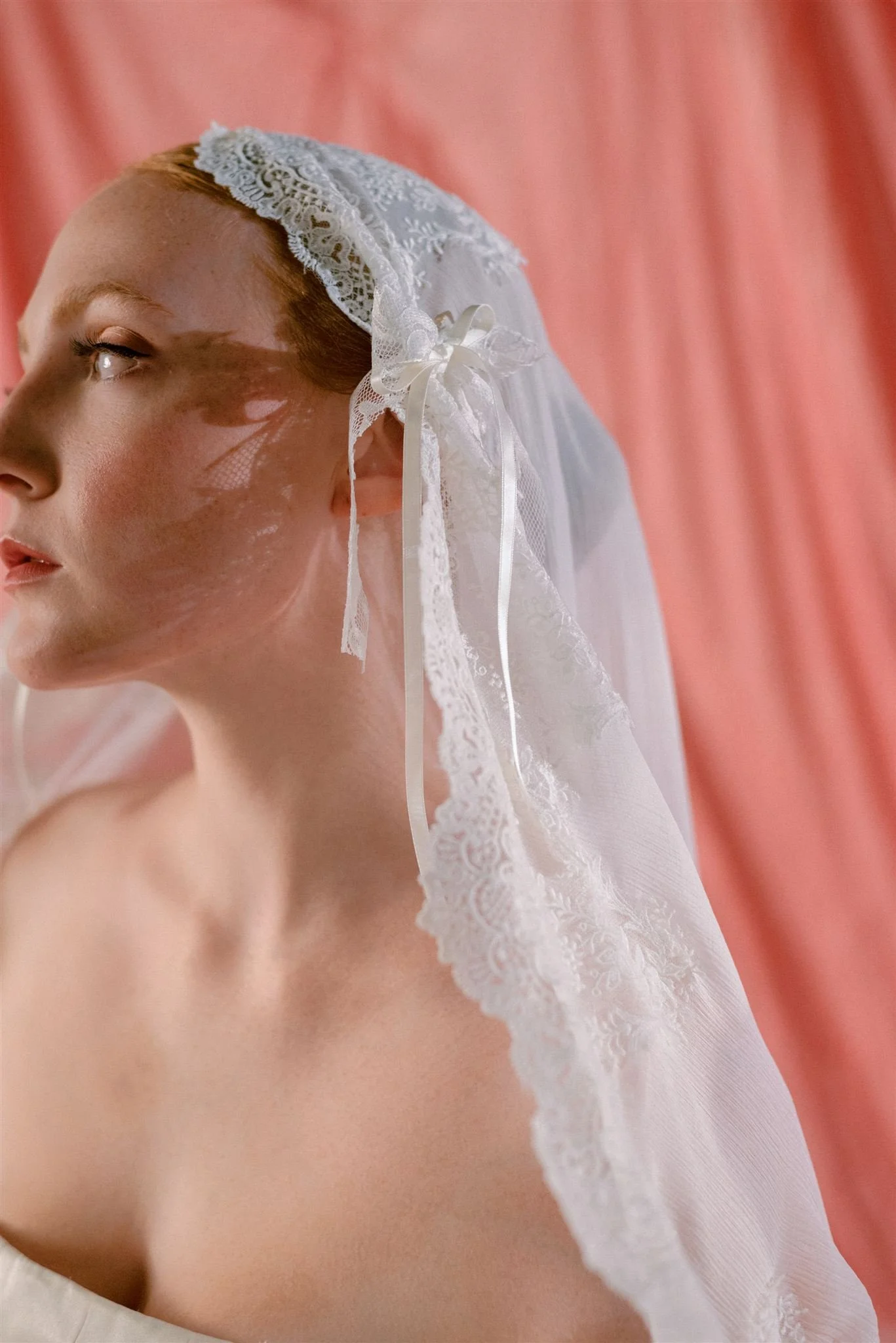 lace-silk-juliet-cap-veil.jpg