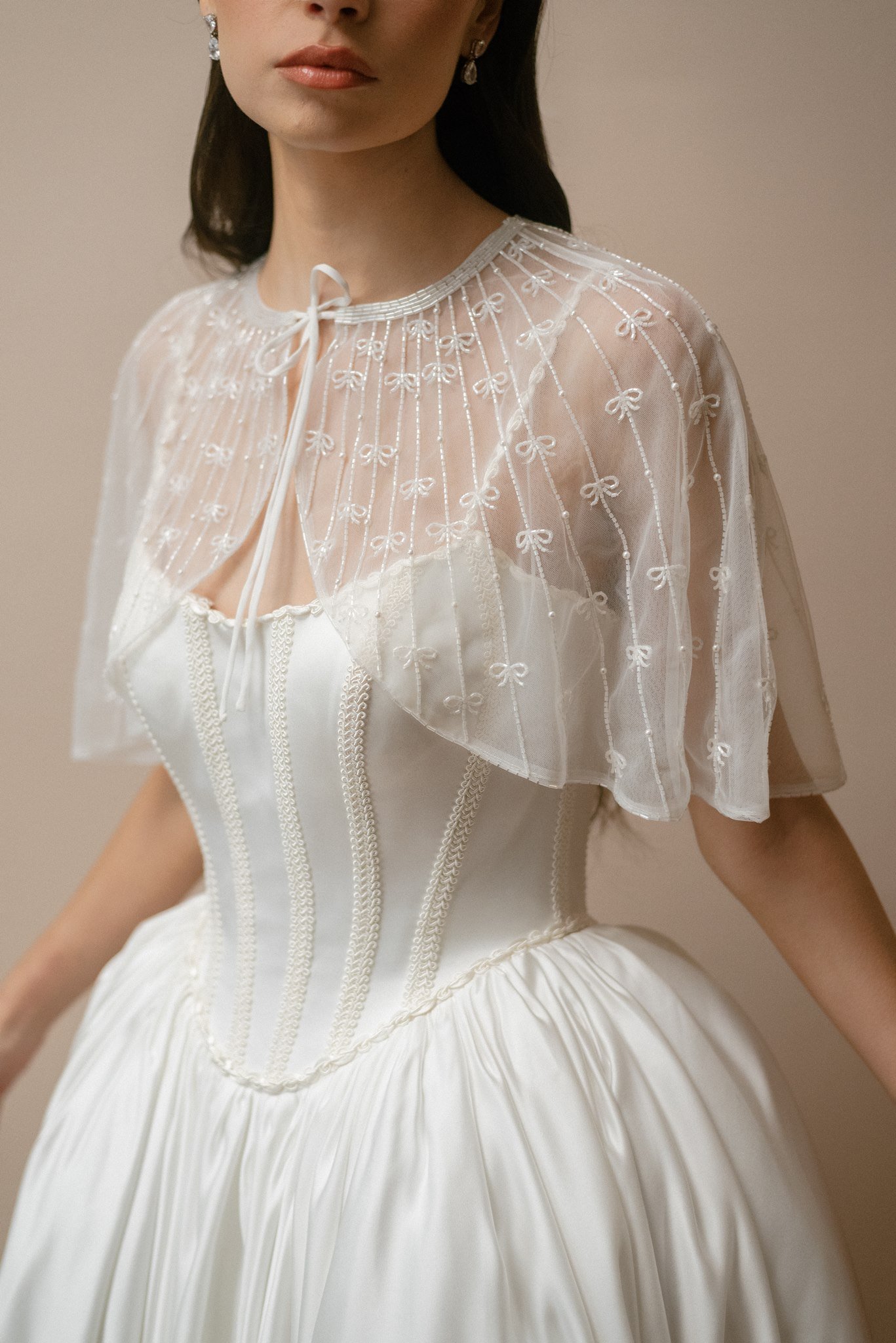 dolly-cape-white-front-look.jpg.jpg