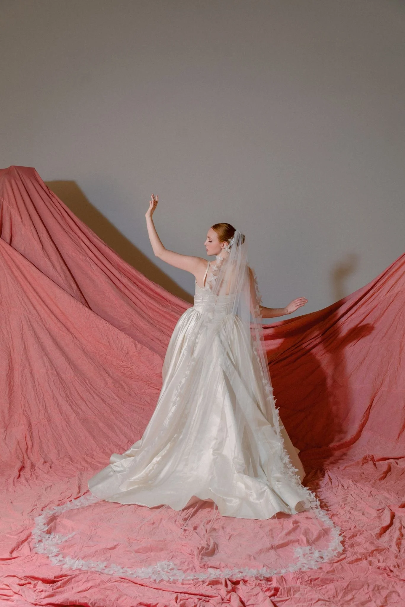 Cathedral-organza-flower-wedding-veil.jpg
