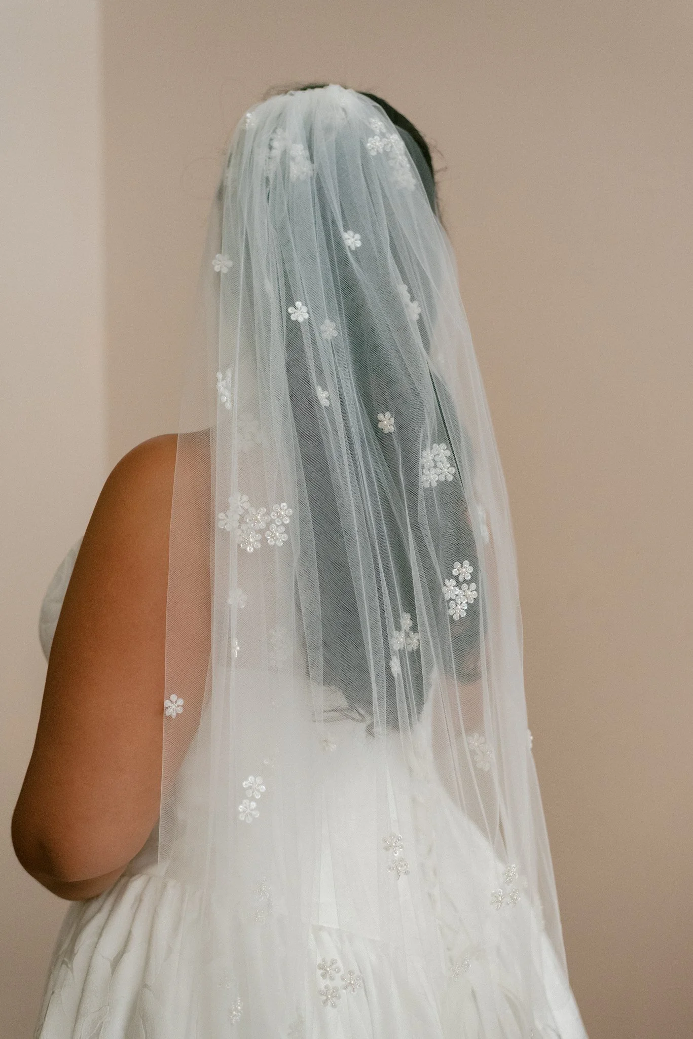 celeste-veil-back-view.jpg.jpg