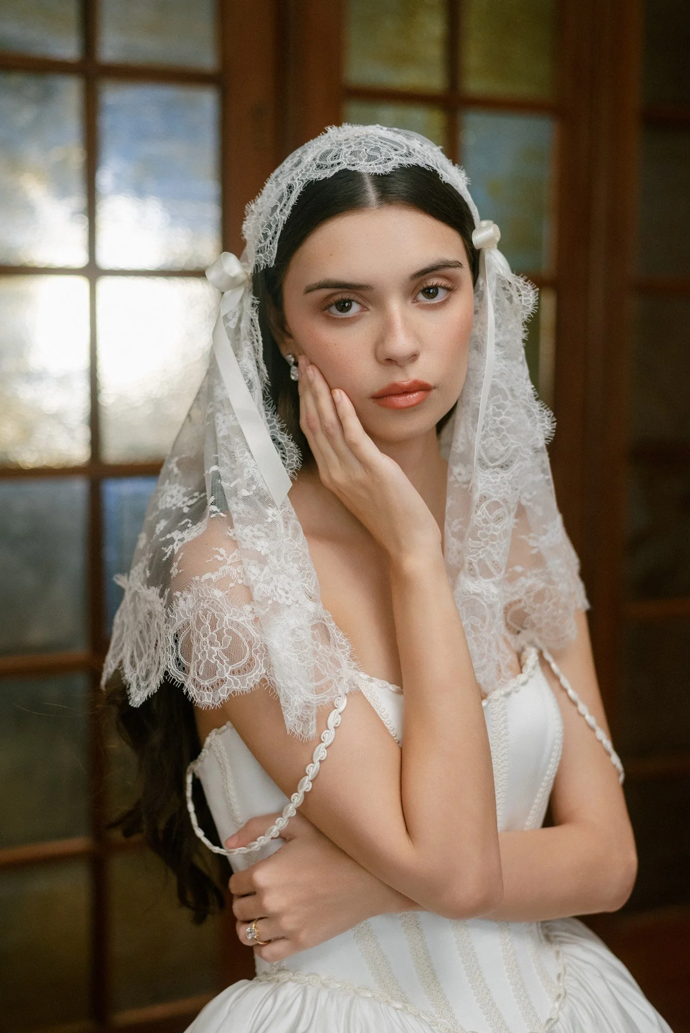 leticia-veil-white-lace-veil-close-up.jpg.jpg
