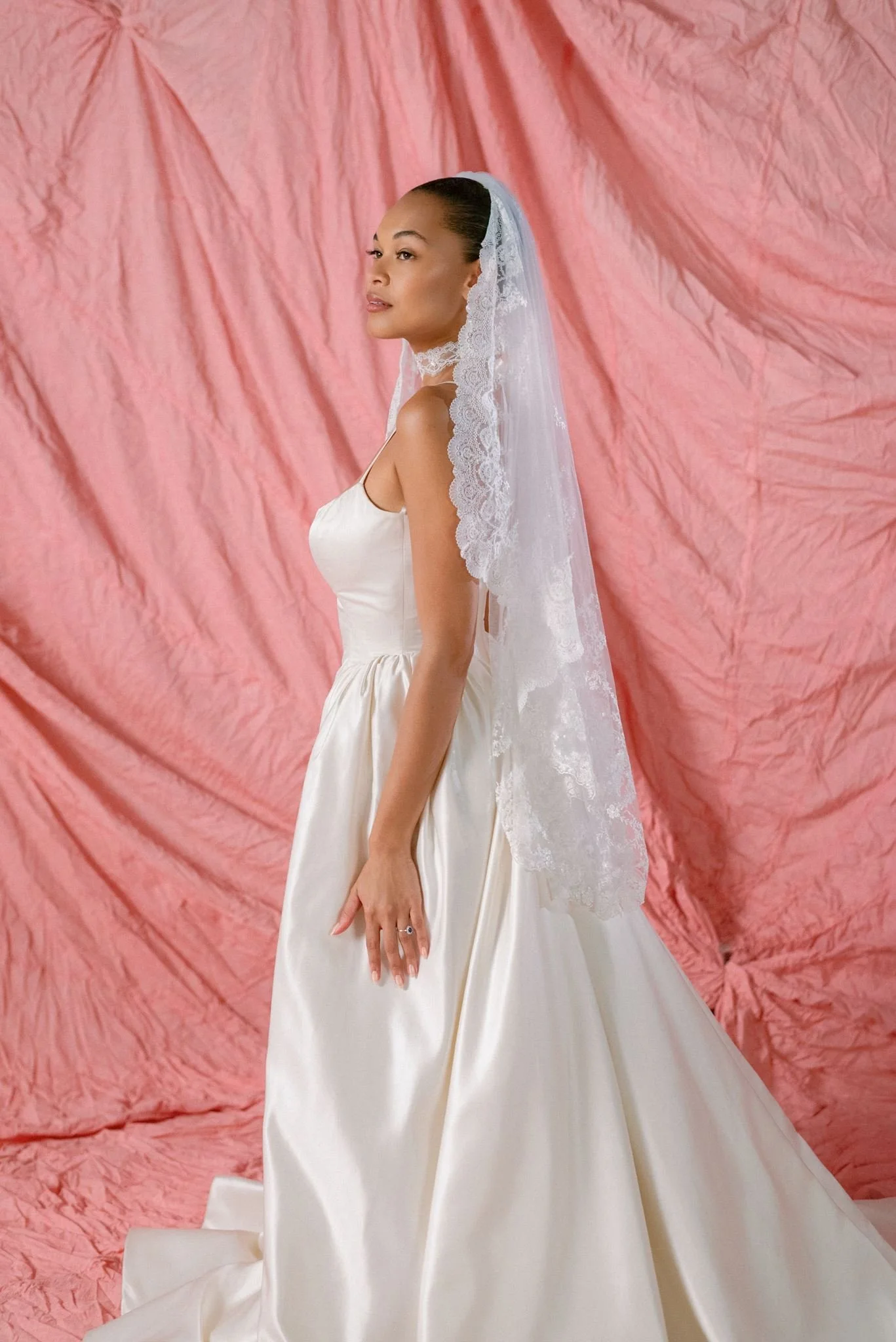 Georgia-embroidered-lace-wedding-veil.jpg