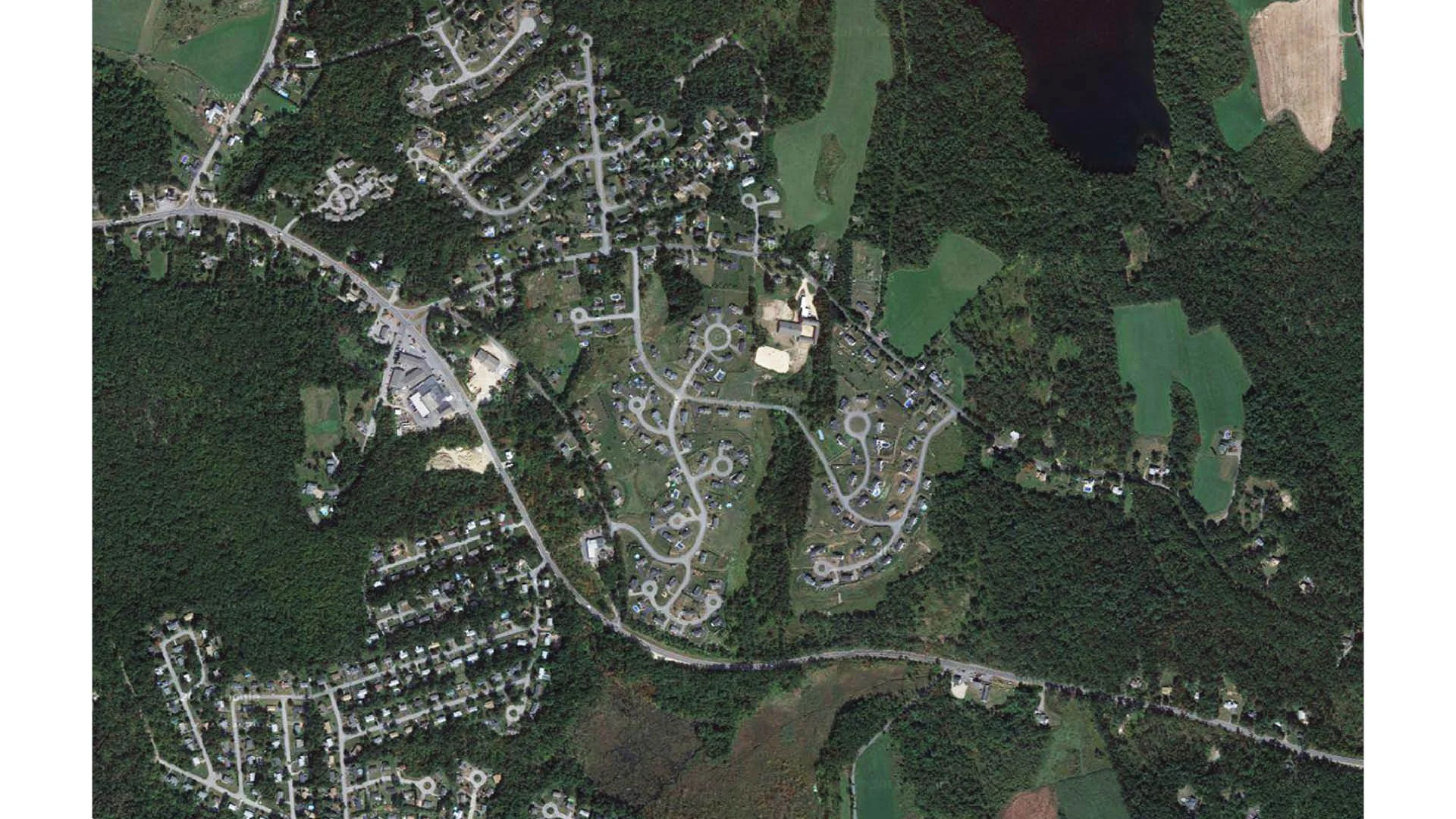 Extents of the neighborhood in Rutland studied, with typical suburban cul-de-sacs.