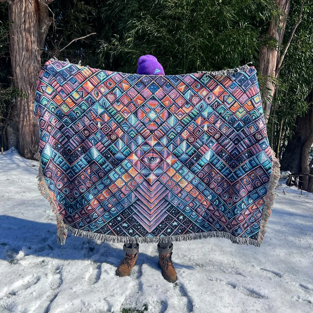 JS_RisingSun_blanket_detail_2.jpg