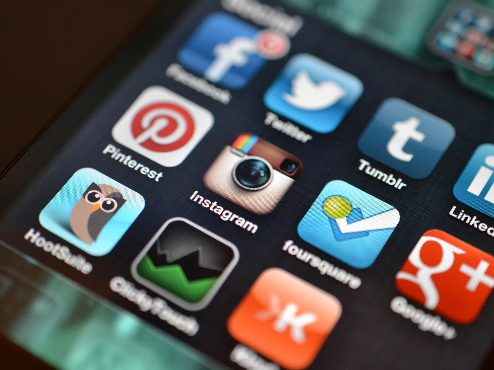 Social media apps.jpg