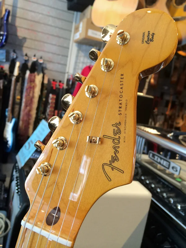 FENDER 60TH ANNIVERSARY CLASSIC PLAYER '50S STRATOCASTER (SOLD