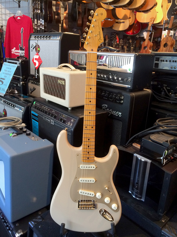 FENDER 60TH ANNIVERSARY CLASSIC PLAYER '50S STRATOCASTER (SOLD ...