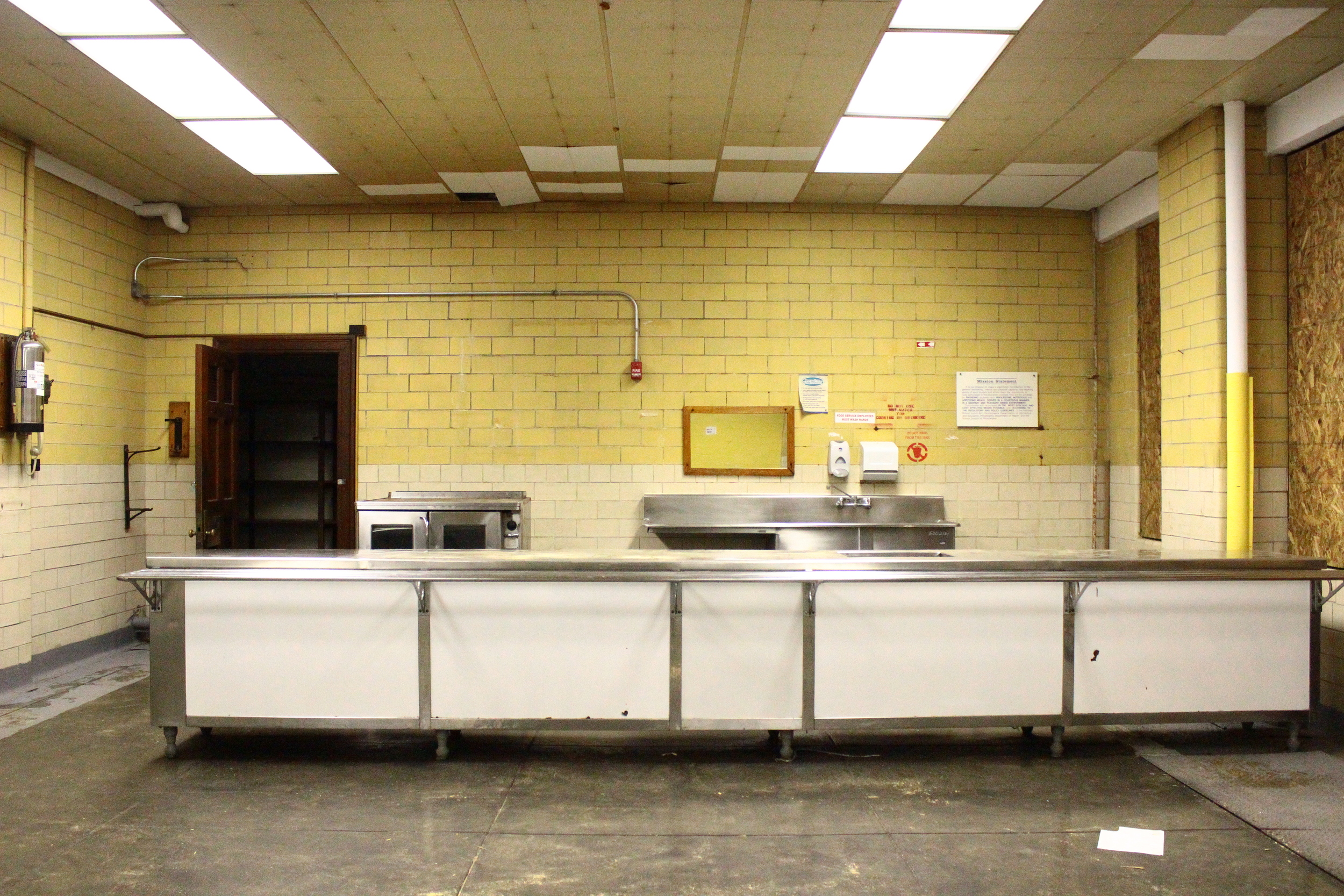 Yellow Lunchroom/ Fulton Elementary School