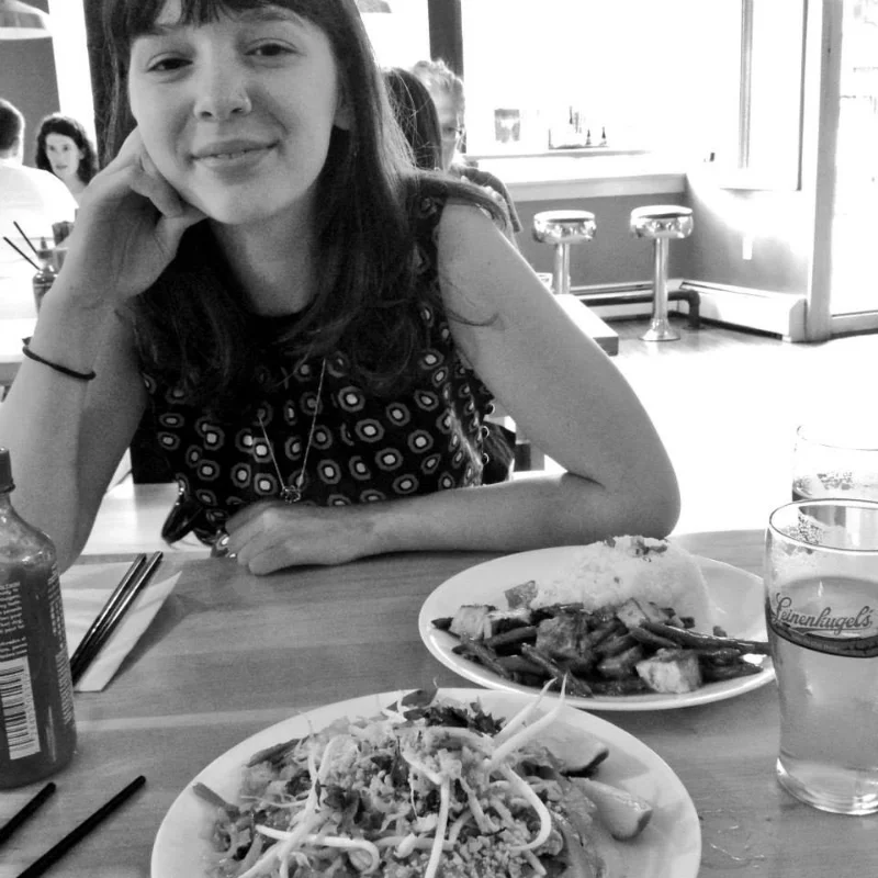 katie kelly explorative baker, supper enthusiast , loves the deconstructed taco—frowns upon the clumsy burrito, recently relocated to Charlottesville, Virginia, where she invests her creative energies in landscape architecture, failed sourdough starters and food doodles. katie-mara-kelly.com wolfjosey.com