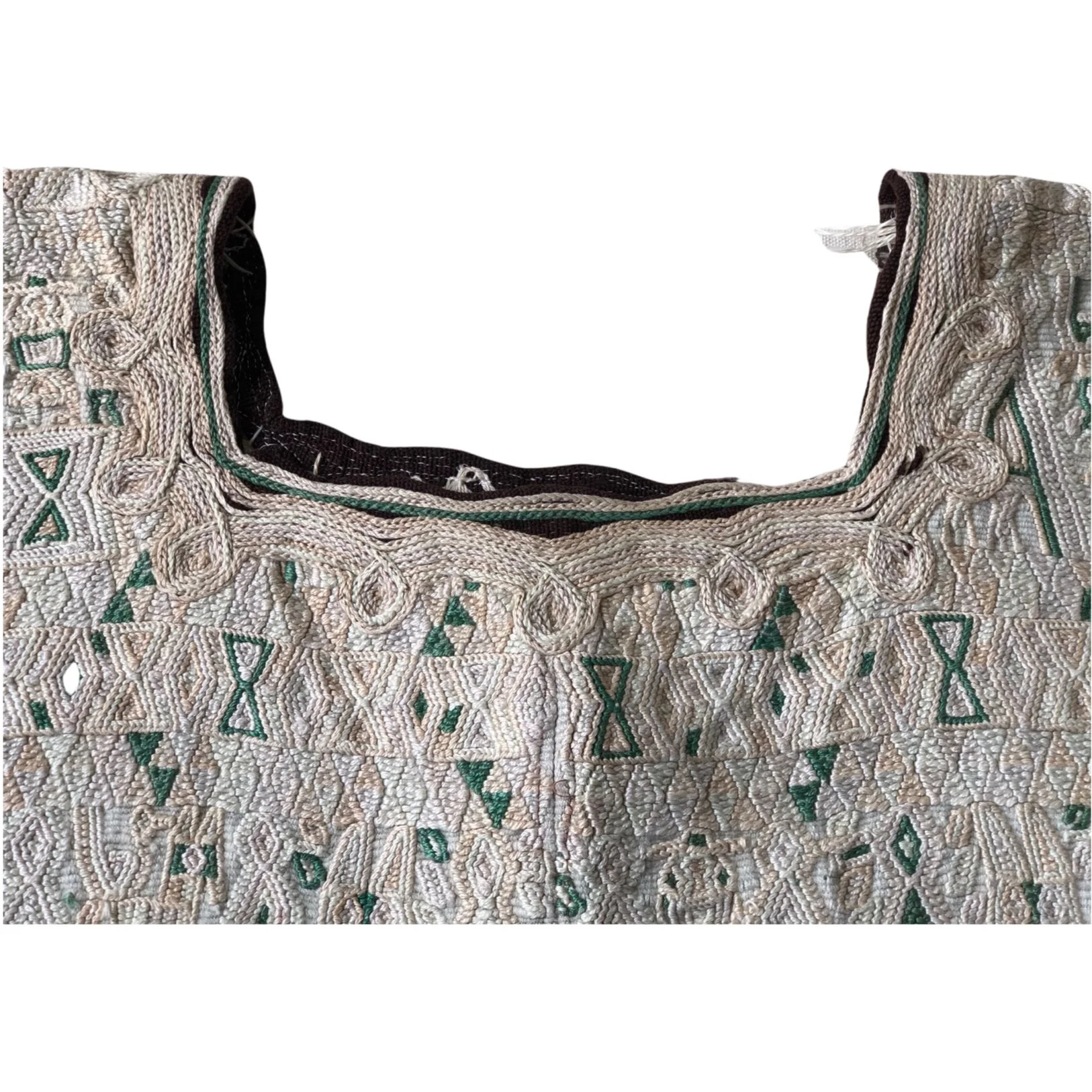 3AB078D3-D6DF-43DF-84B8-002A1502BE9C