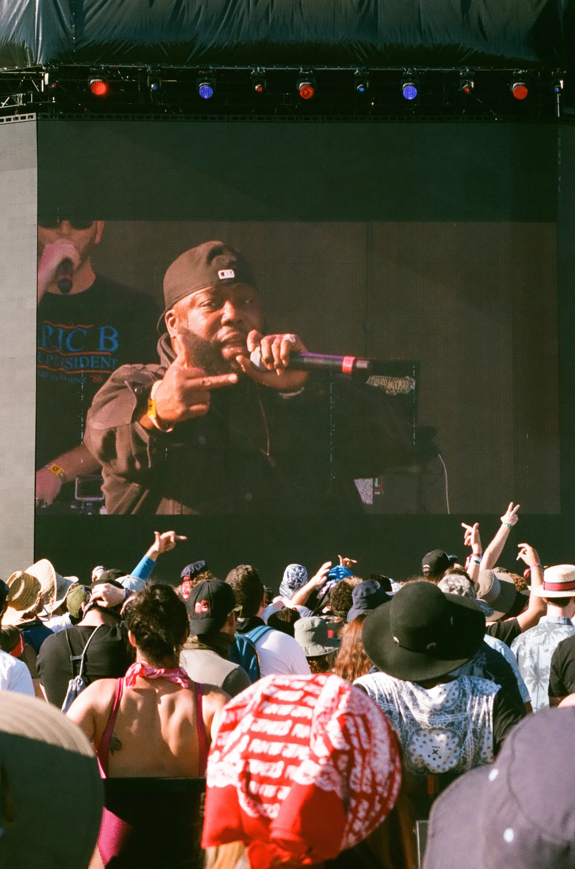 COACHELLA_STAYWILD00012.jpg