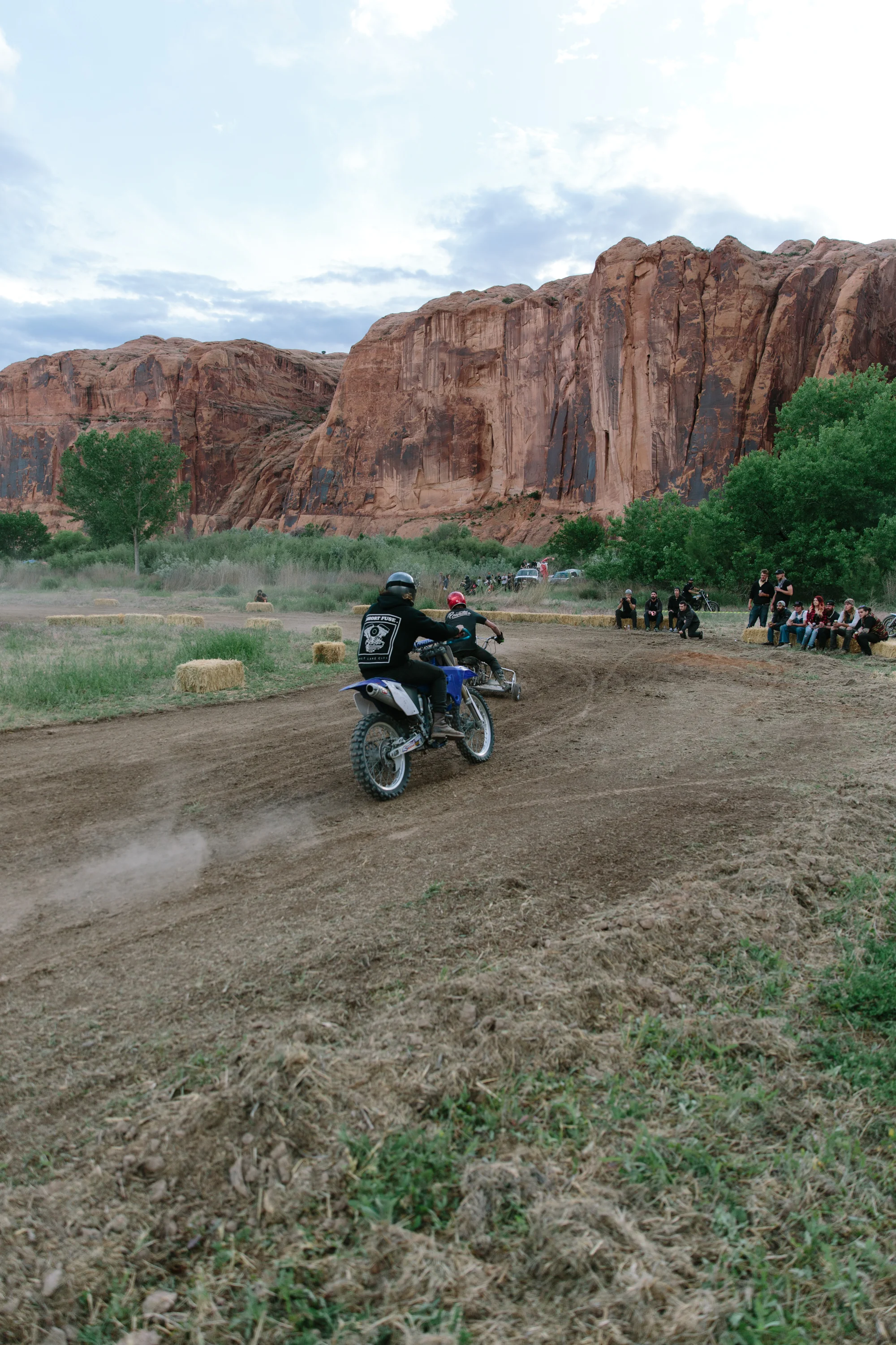 NKOSSEK_MotosinMoab_5305.jpg