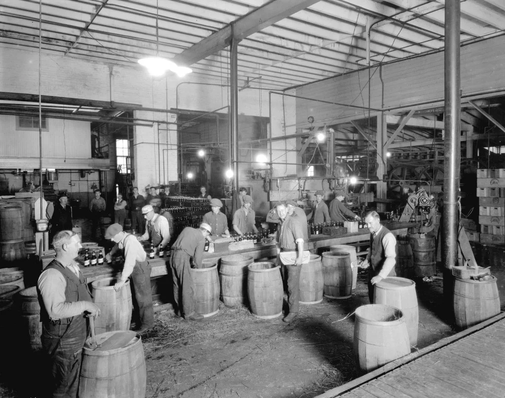 A01736-beer-crating-1024x808.jpg