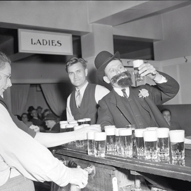 Kinsman Carnival Beer Parlour, Vancouver, 1942
