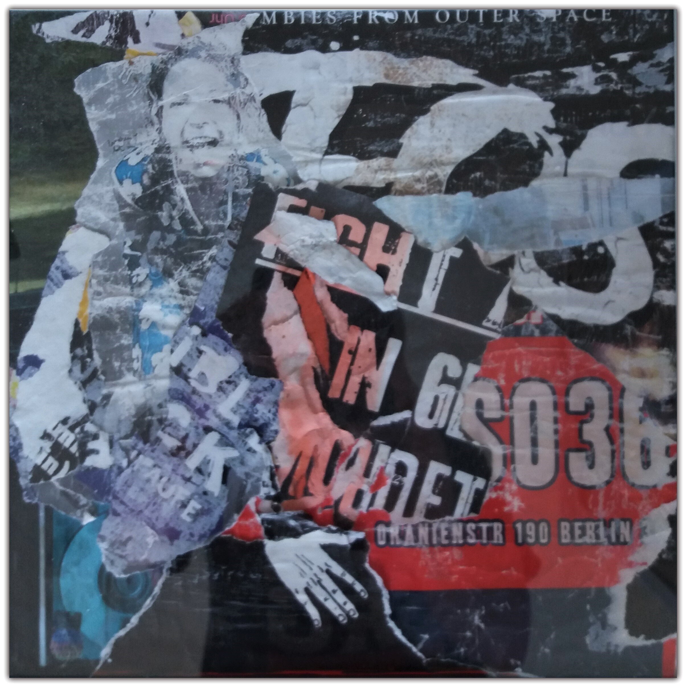 Street Poster Art - Berlin 2020 No. 3 - 32 x 32 cm