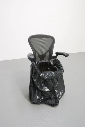 Rolly 2008 Aeron chair and rubbish bag 111 x 50 x 50 cm / 43.7 x 19.7 x 19.7 in