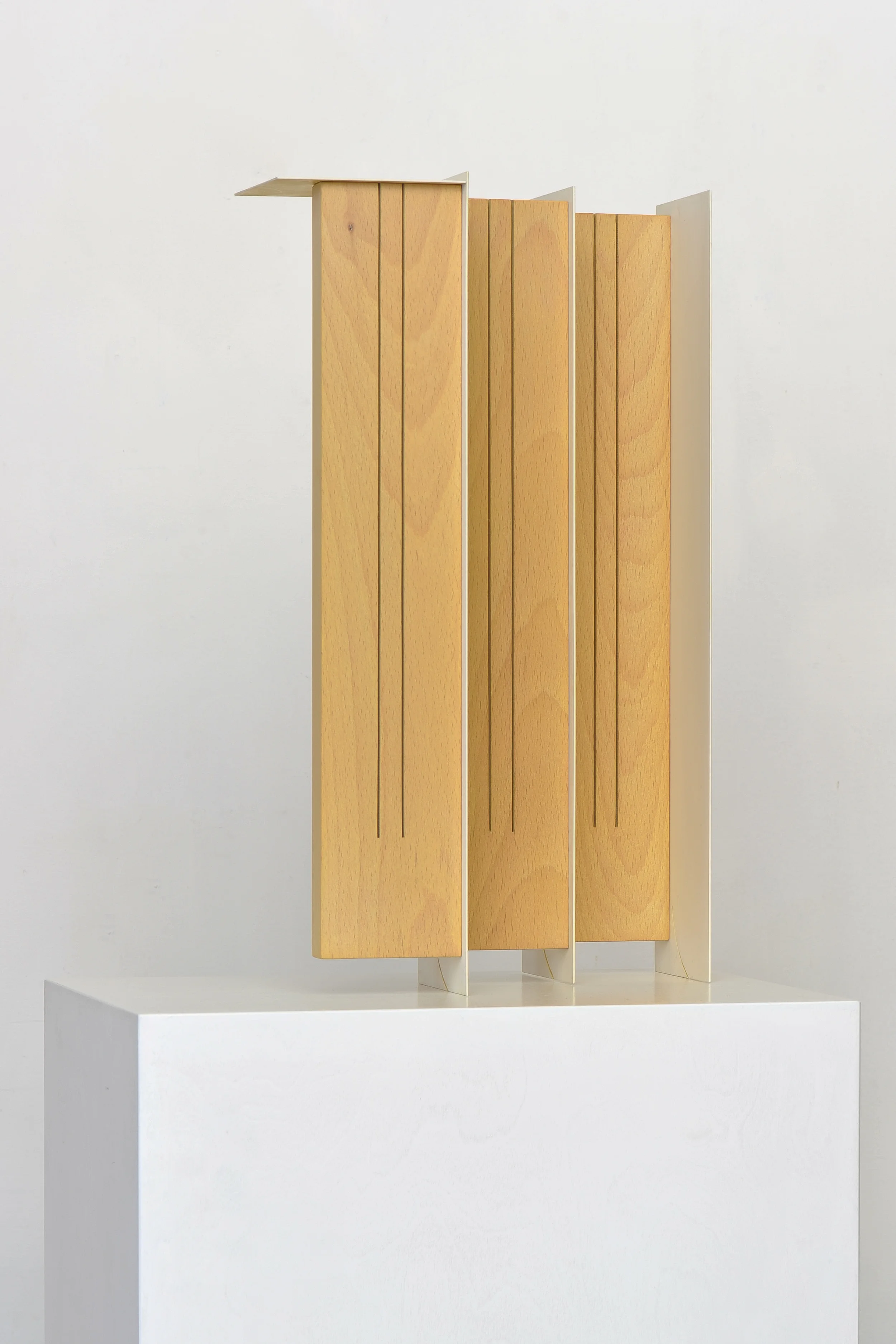 Screen 2014 Euro-beech hardwood, steel, copper rivets, enamel, wax 43.1 x 25.4 x 16.5 cm / 17 x 10 x 6.5 in Plinth: 91.4 x 38.1 x 27.9 cm / 36 x 15 x 11 in