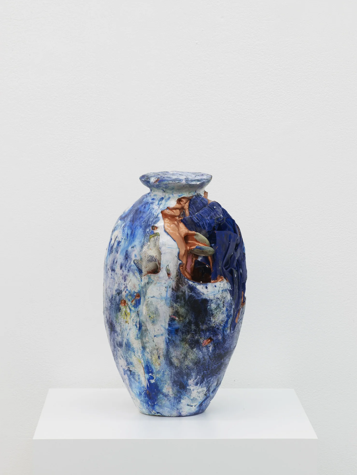 Lindsay Lawson Xinke 2016 Pants, rope, glove, chalk, light bulb, Styrofoam ball, plaster, pigment, varnish 35 x 22 x 22 cm / 13.7 x 8.6 x 8.6 in HS12-LL5468S