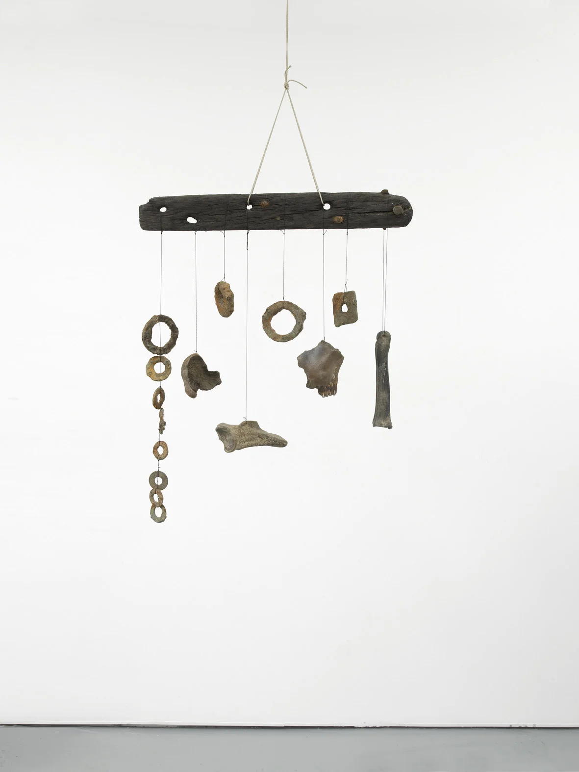 Franziska Lantz THAMES, no title 2016 Wood, metal, bones, rope, string 82 x 68 x 14 cm / 32.2 x 26.7 x 5.5 in HS12-FL5511S