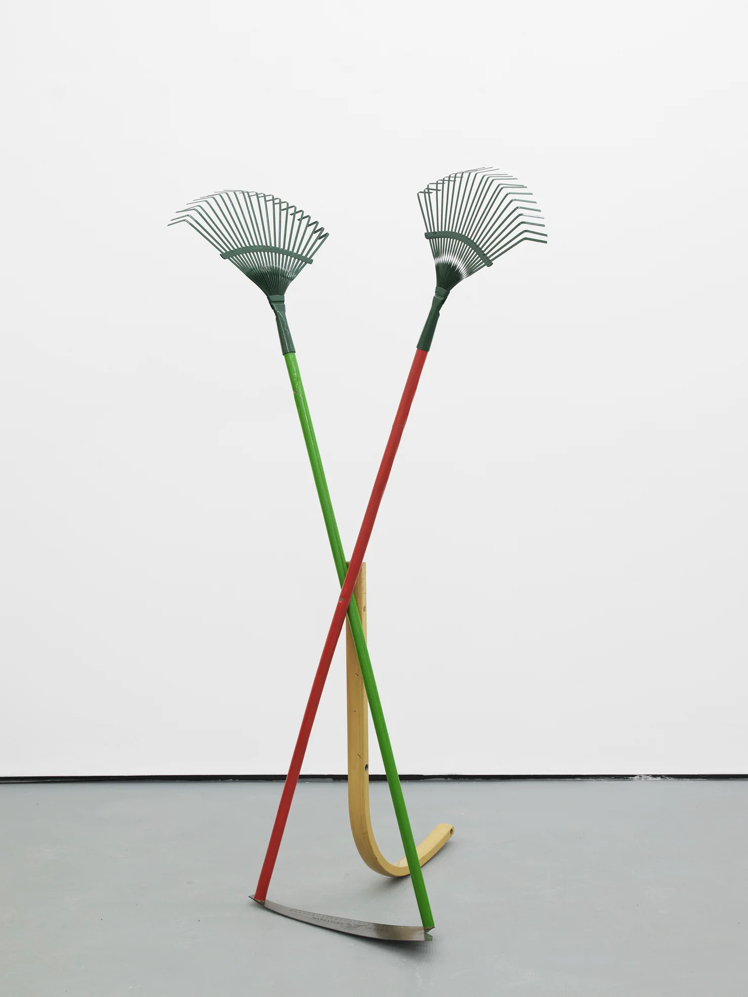 Catachresis ♯62 Teeth of the rakes, arm of the chair, teeth of the saw and eye of the needle 2016 Found materials 143 x 77 x 65 cm / 56.3 x 30.3 x 25.6 in
