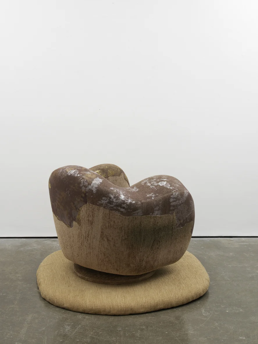 Killing a hot afternoon 2017 Wood, foam, fabric and found objects 81.3 x 121.9 x 121.9 cm / 32 x 48 x 48 in