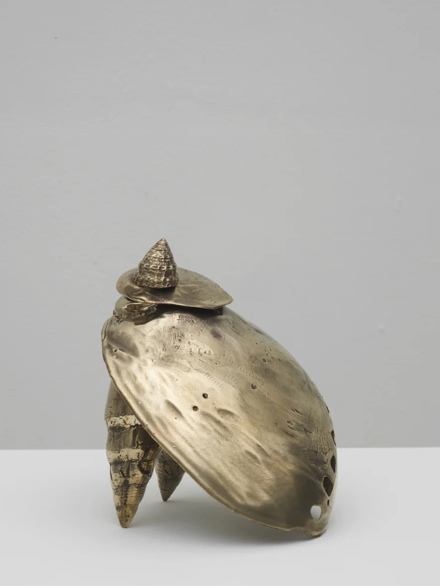 Souvenir 3 2017 Bronze 15 x 15 x 7 cm / 5.9 x 5.9 x 2.6 in