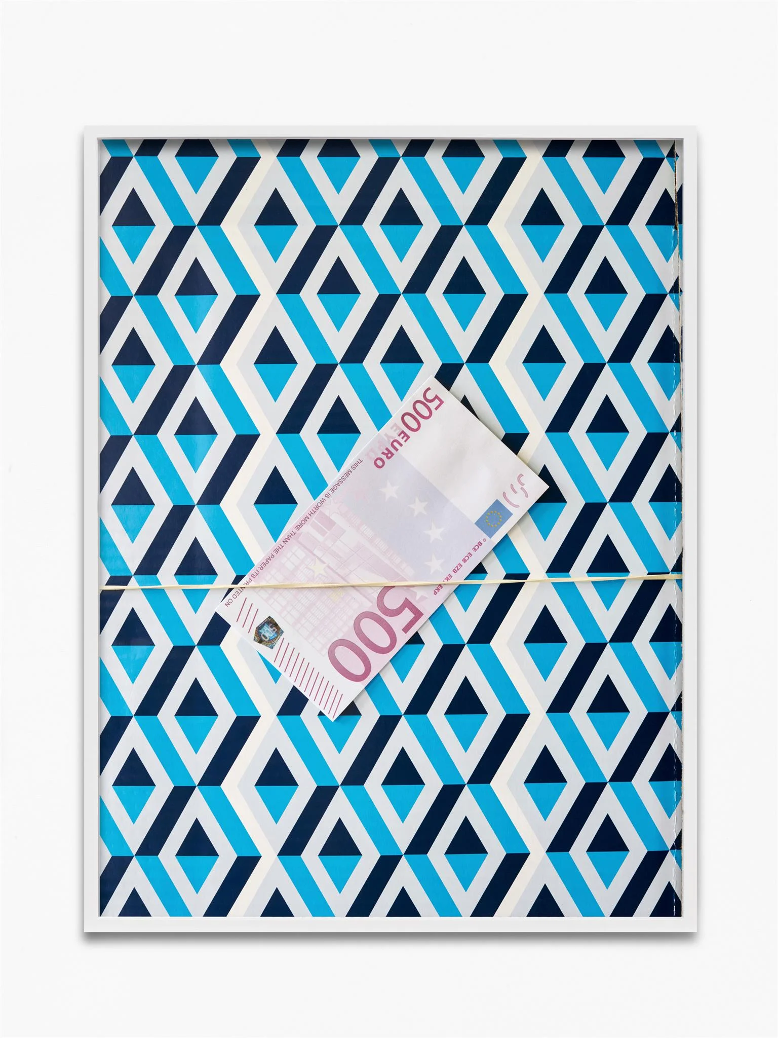 500 Euro 2018 Archival pigment print, framed 75 x 56 cm / 29.5 x 22 in