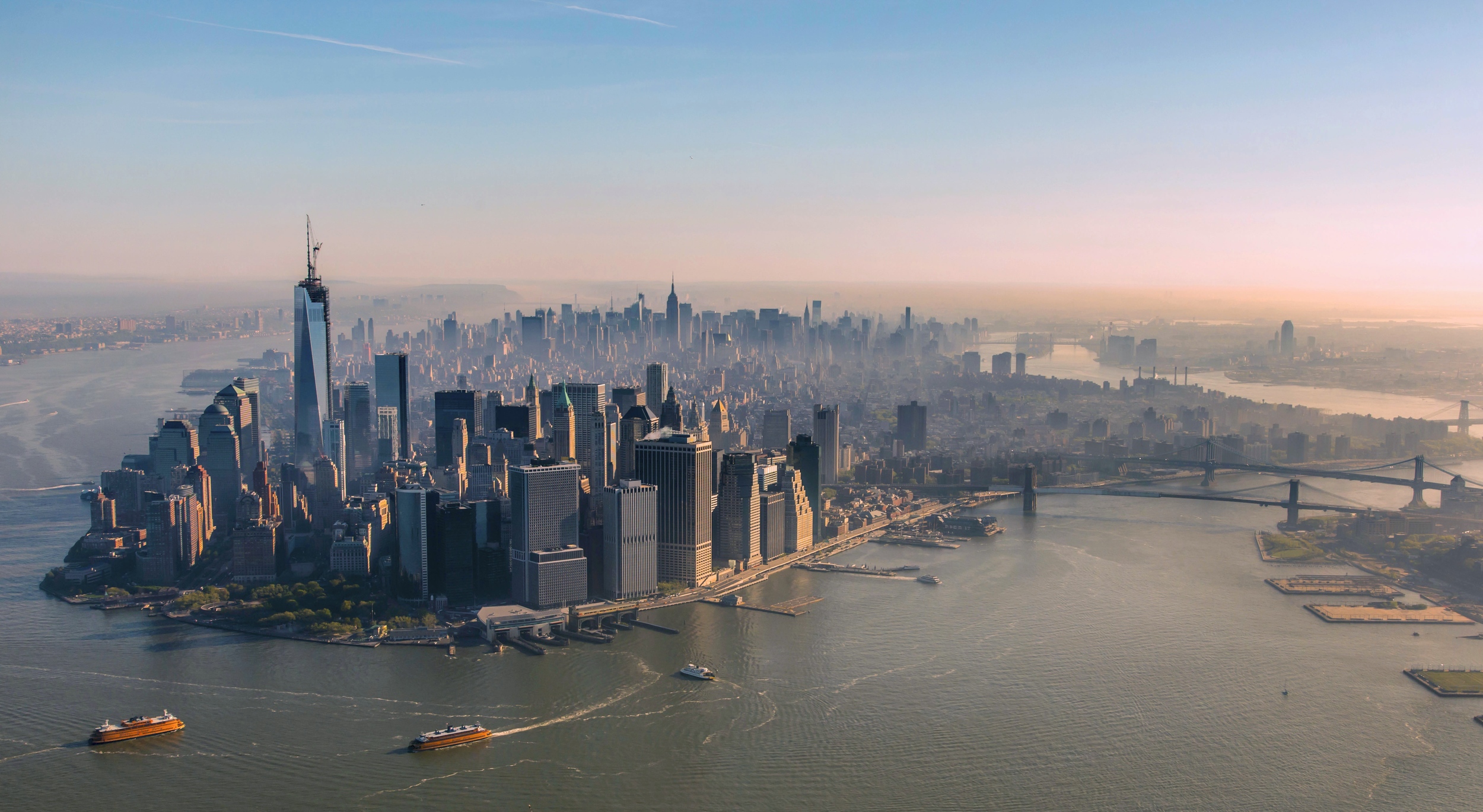 Остров небоскребов. Сити Скайлайн Нью Йорк. Нью-Йорк Сити Манхэттен. Нью Йорк 2060. Нью-Йорк небоскребы 19 век.